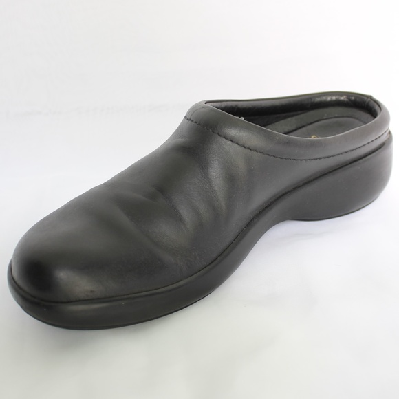 Aravon Women Sz 9.5 Black Leather Slip-On Mules - Picture 3 of 8